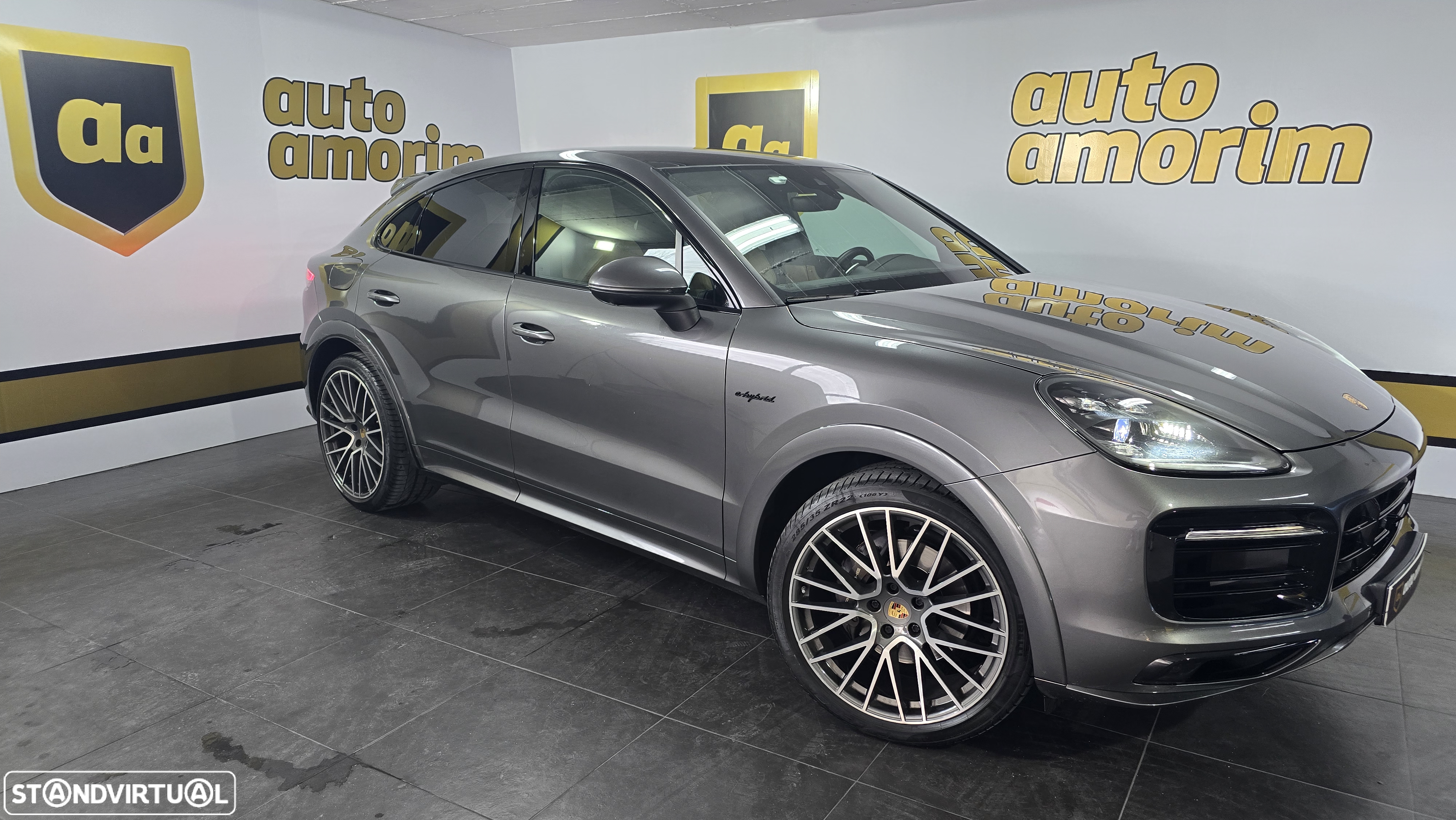 Porsche Cayenne Coupé E-Hybrid - 3