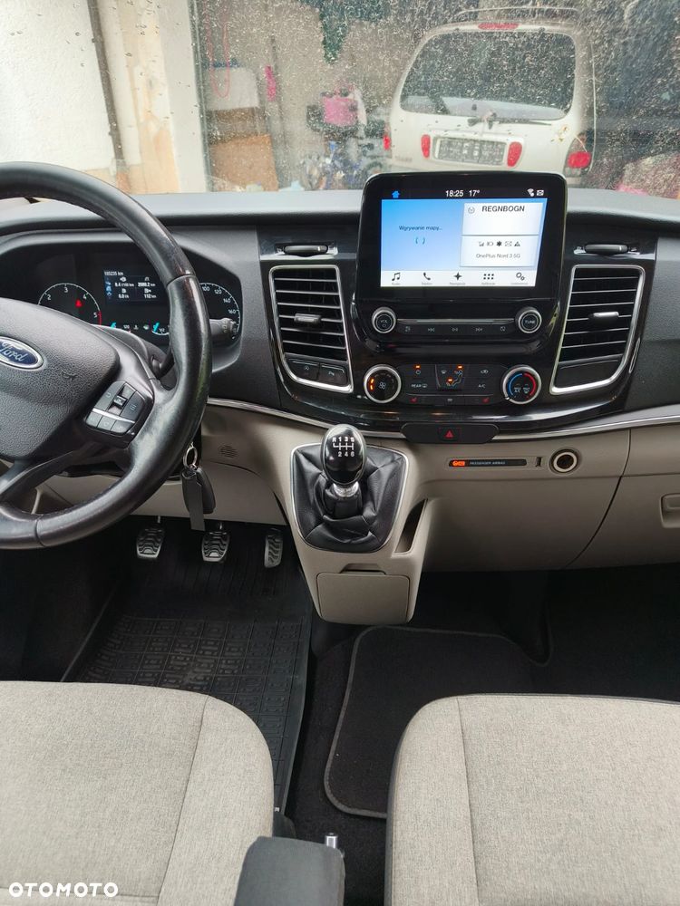 Ford Tourneo Custom 2.0 EcoBlue L2 Titanium - 11