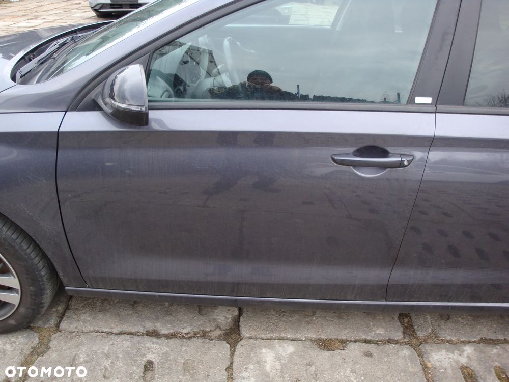 HYUNDAI I30 17-24 lusterko lewe elektryczne czarne Europa - 1
