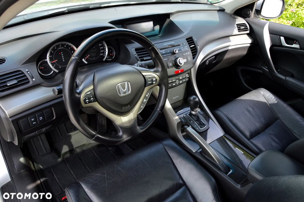Honda Accord 2.4 Executive - 14