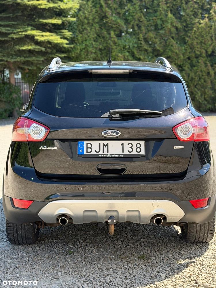 Ford Kuga 2.0 TDCi 2x4 Titanium - 3
