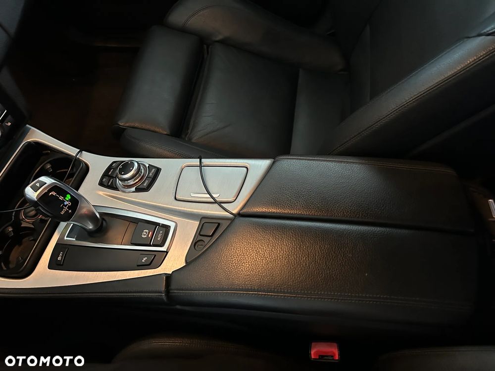 BMW Seria 5 520d - 7