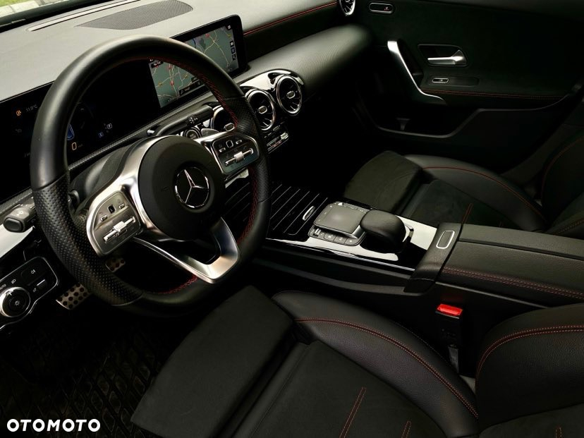 Mercedes-Benz Klasa A 180 AMG Line 7G-DCT - 13