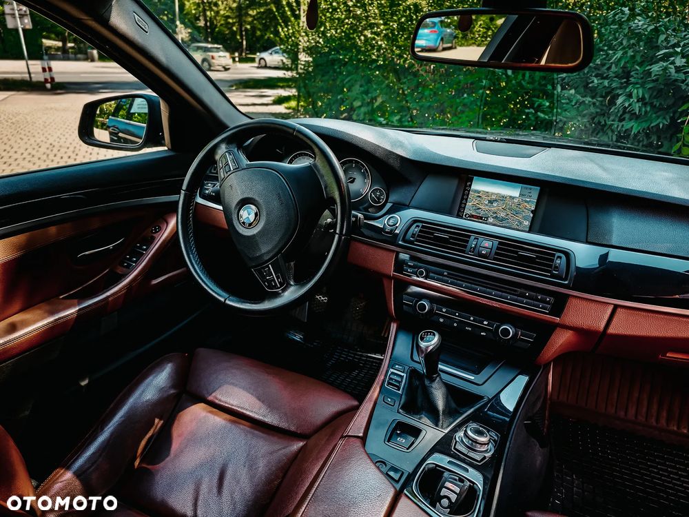 BMW Seria 5 520d Modern Line - 12