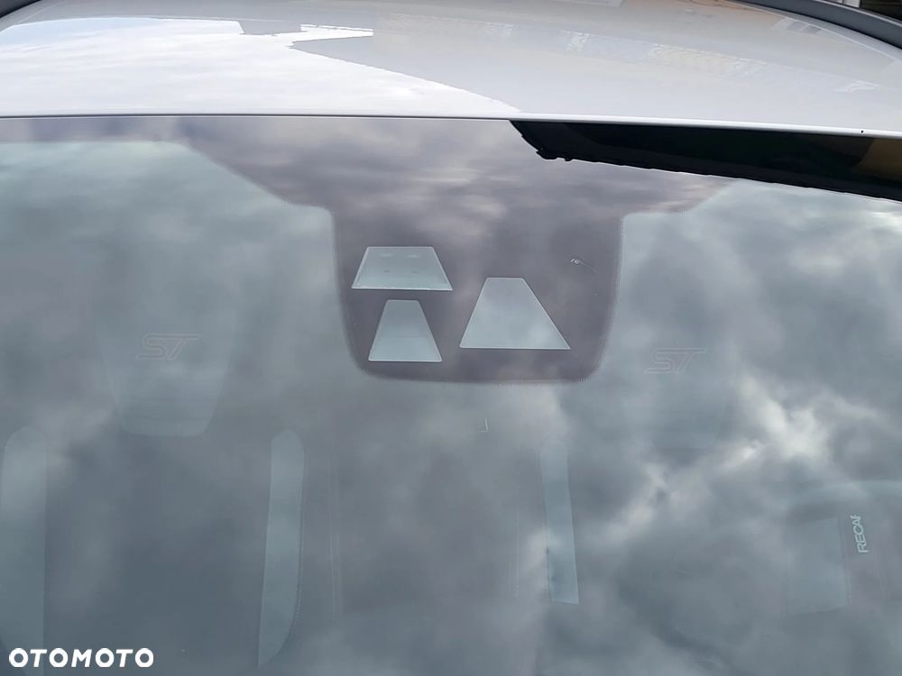 Ford Focus 2.0 TDCi ST-2 - 10