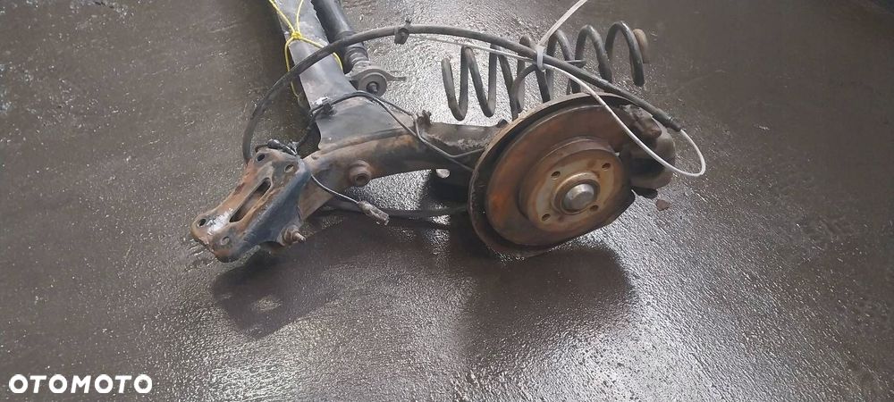 BELKA OŚ ZAWIESZENIA TYŁ TARCZE Z ABS PEUGEOT 308 I SW KOMBI 1.6 HDI - 5