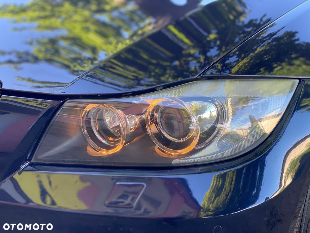 BMW Seria 3 320d - 15