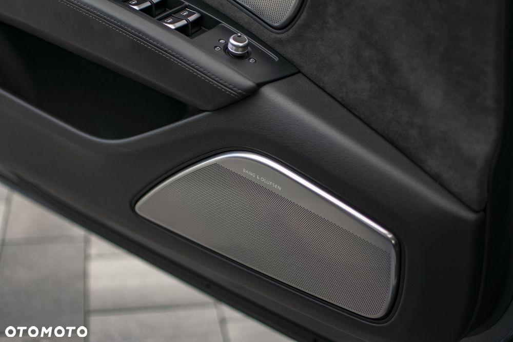 Audi S8 4.0 TFSI Quattro - 38