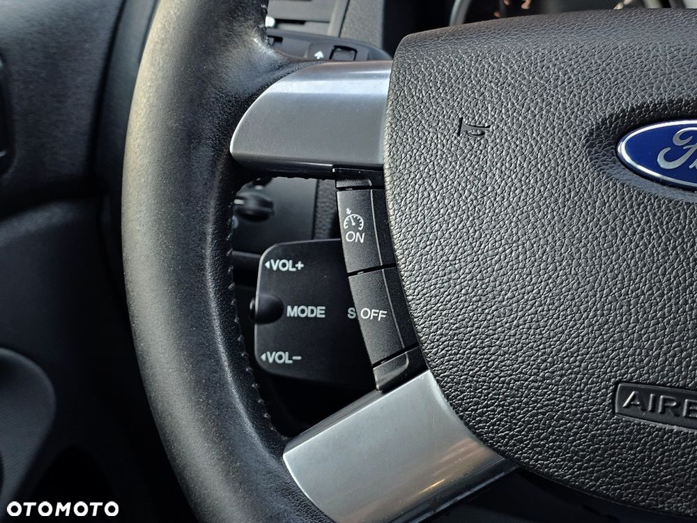 Ford Kuga 2.0 TDCi 2x4 Trend - 30