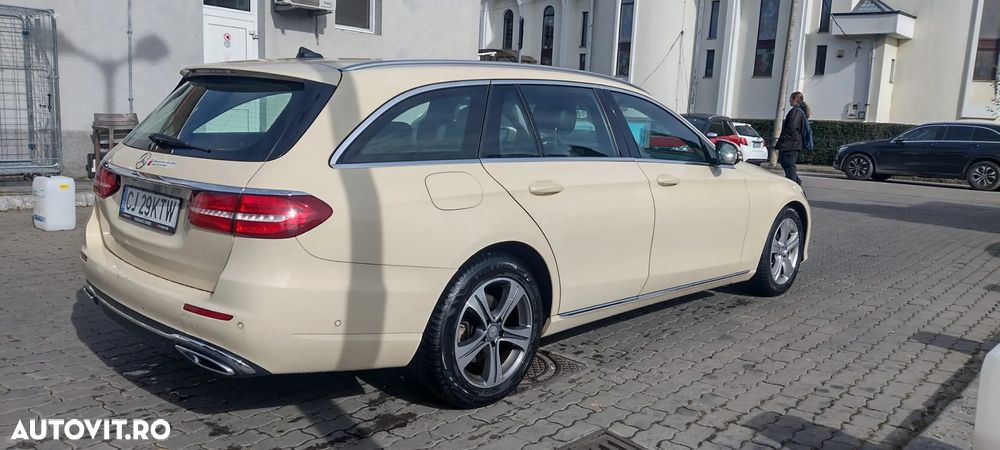 Mercedes-Benz E 200 d T 9G-TRONIC Avantgarde - 11