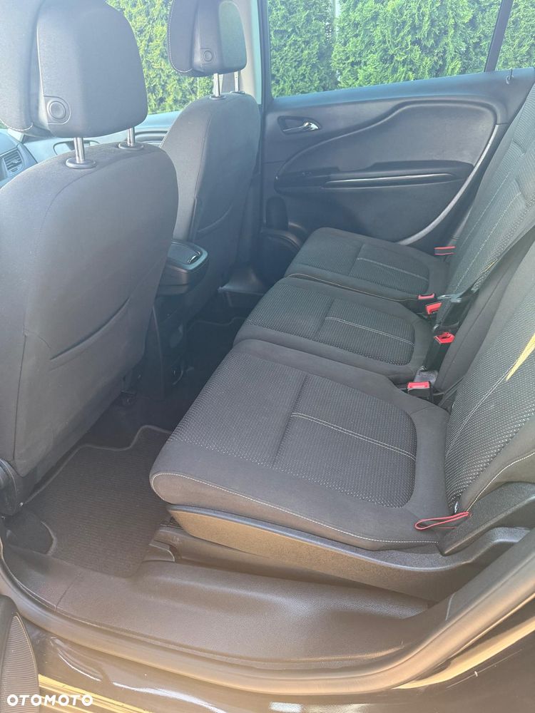 Opel Zafira Tourer 1.6 SIDI Turbo Innovation - 16