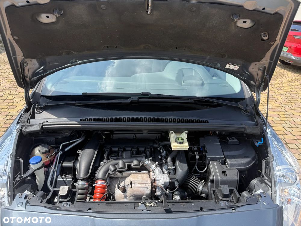 Peugeot 5008 1.6 THP Premium - 12