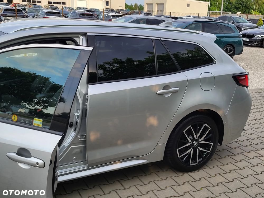 Toyota Corolla - 9