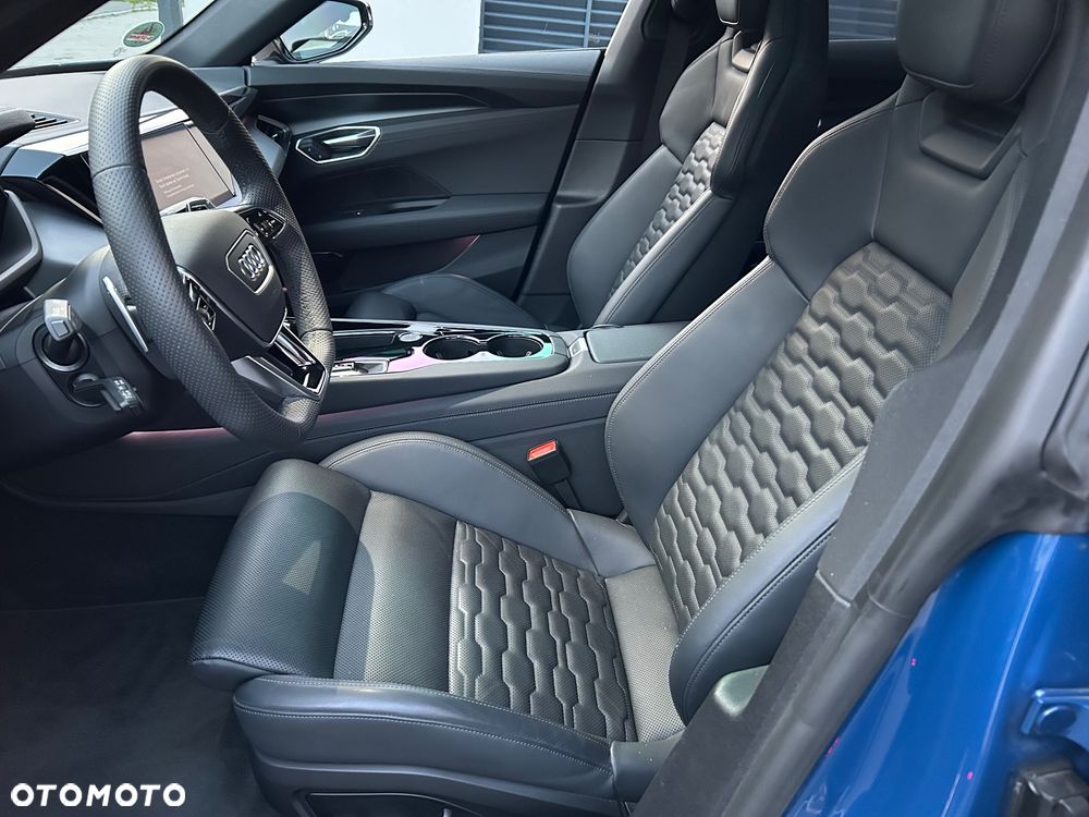 Audi e-tron GT - 8