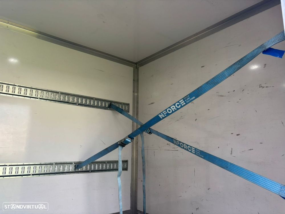 Mitsubishi Canter FUSO 3C15 CONTENTOR COM PLATAFORMA 1.000Kg - 7