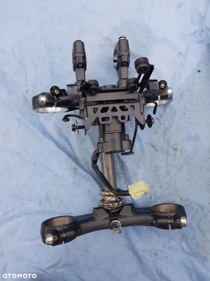 HONDA CB 125R Neo Sport stelaż mocowanie licznika - 1