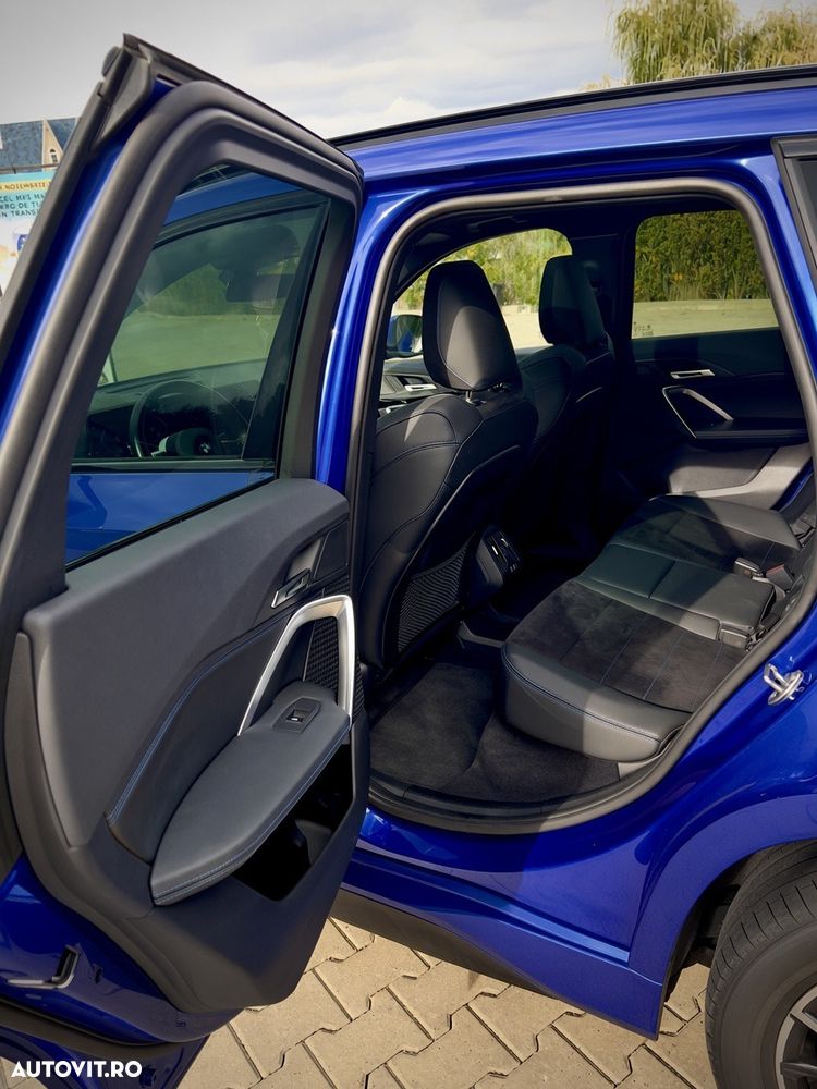 BMW iX1 eDrive20 - 6