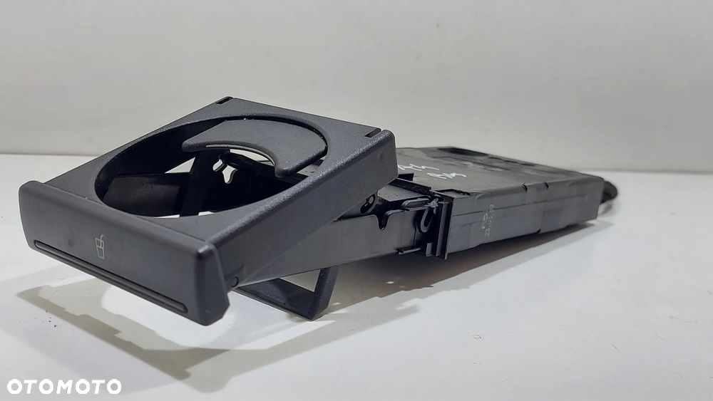 UCHWYT MOCOWANIE NA KUBKI KUB CUPHOLDER AUDI A4 B5 FL SLASK WYSYLKA - 1