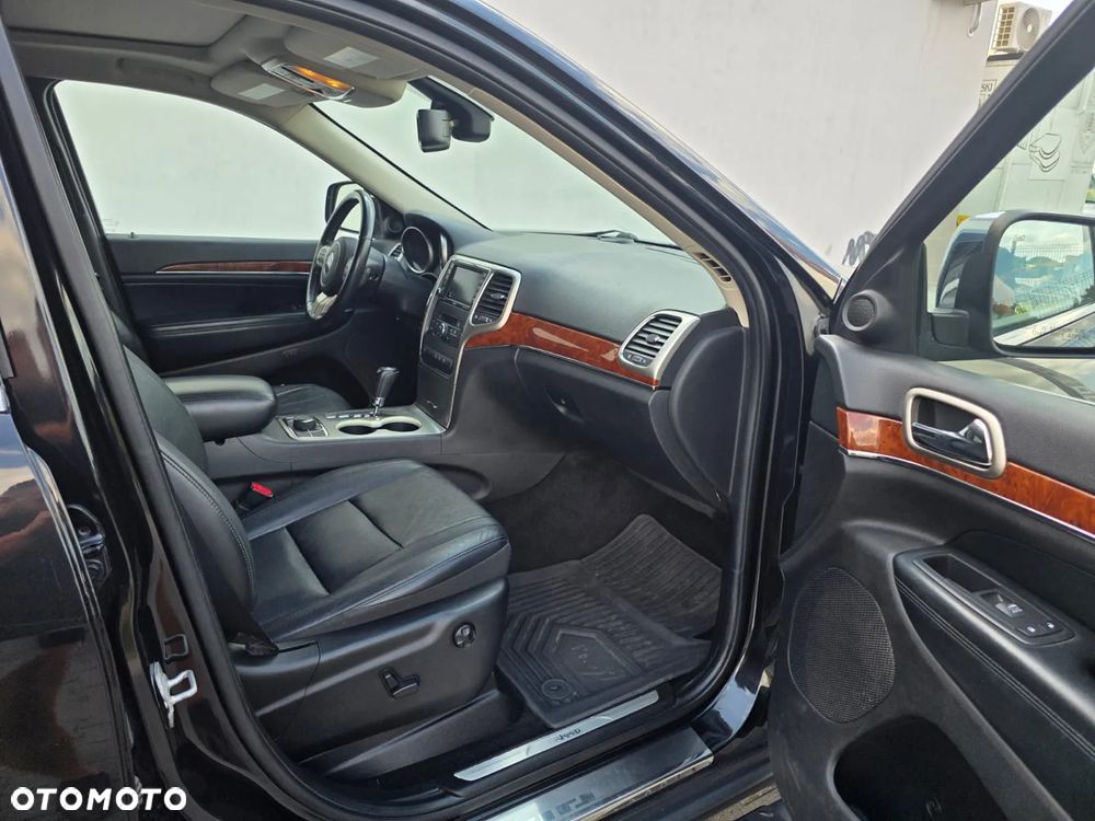 Jeep Grand Cherokee - 9