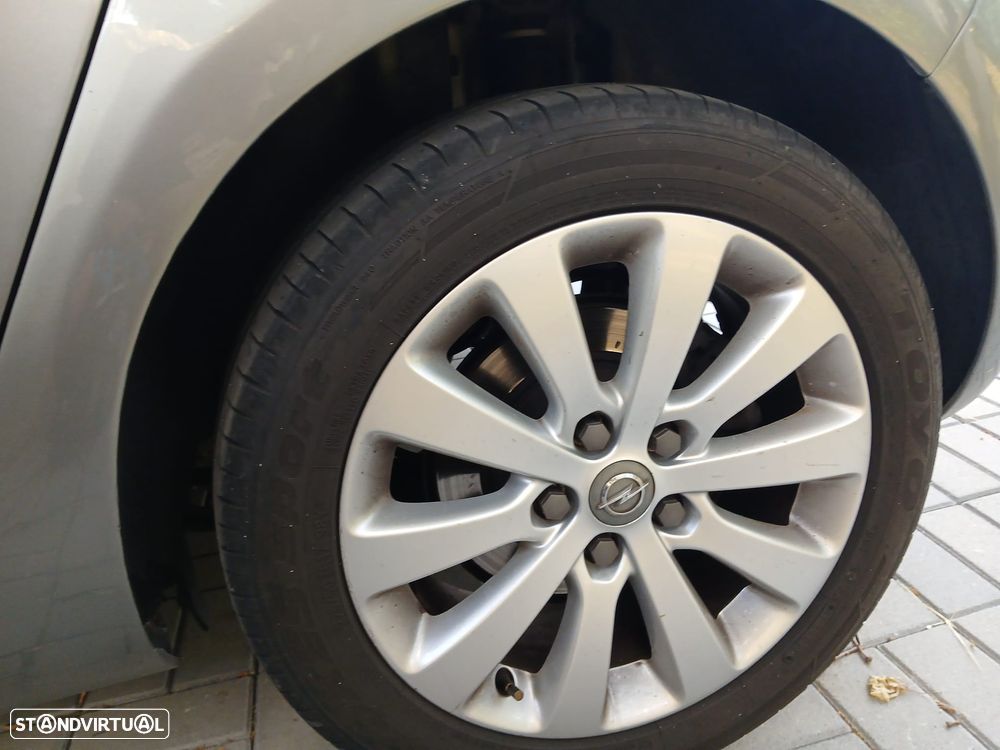 Opel Astra 1.7 CDTI Cosmo - 10