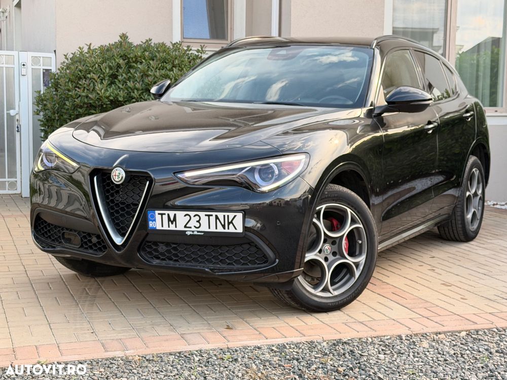 Alfa Romeo Stelvio - 1