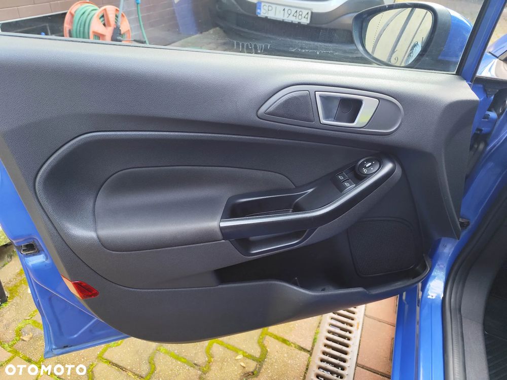 Ford Fiesta 1.6 TDCi Titanium X - 14