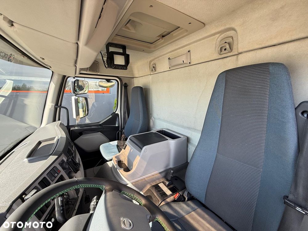 Volvo FE FL FM 18.260 // 4x2 // wywrotka 3-stronna 5,2 m // Klima !! Kipper !! - 27