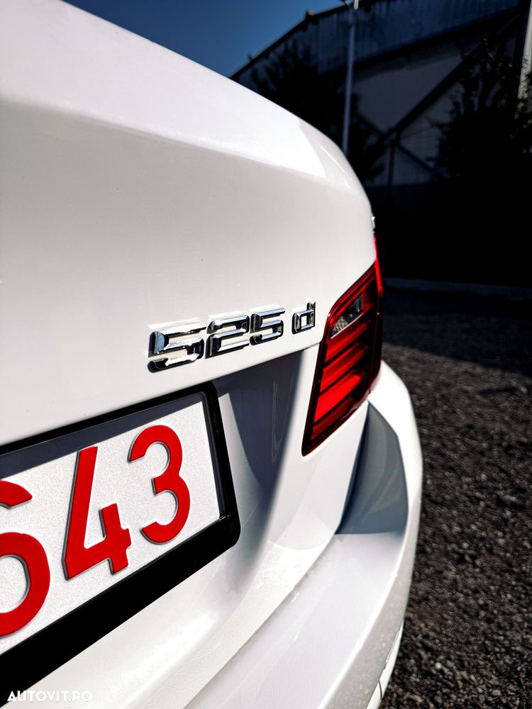 BMW Seria 5 525d Sport-Aut. Modern Line - 7