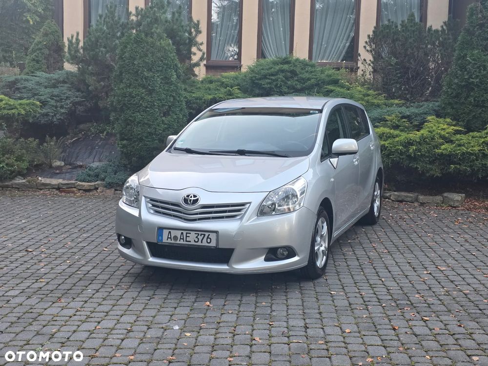 Toyota Verso 1.6 7-Sitzer Life - 38