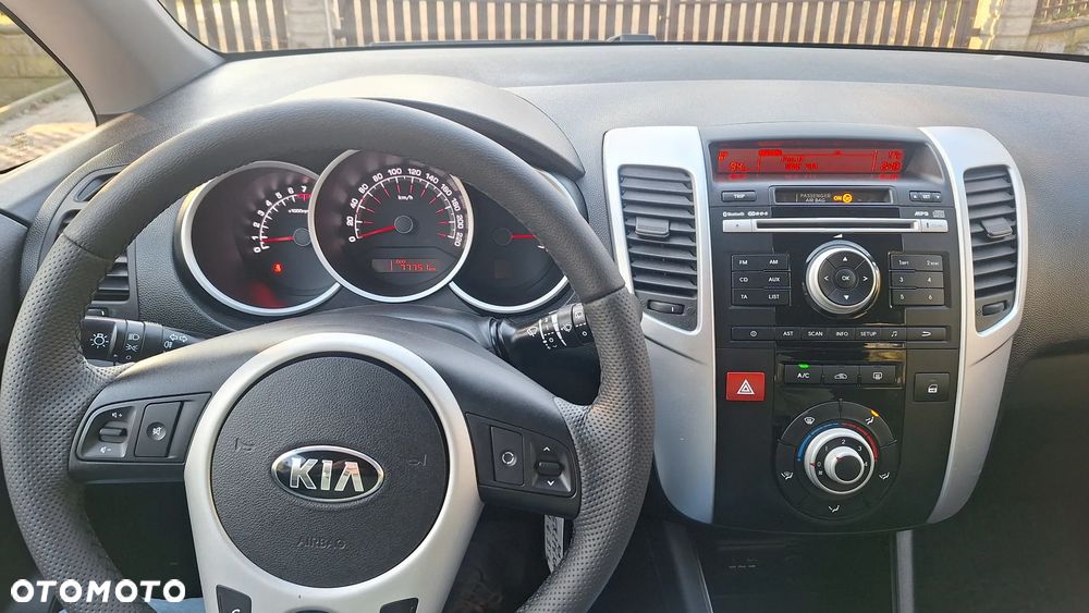 Kia Venga 1.4 CVVT Attract - 9