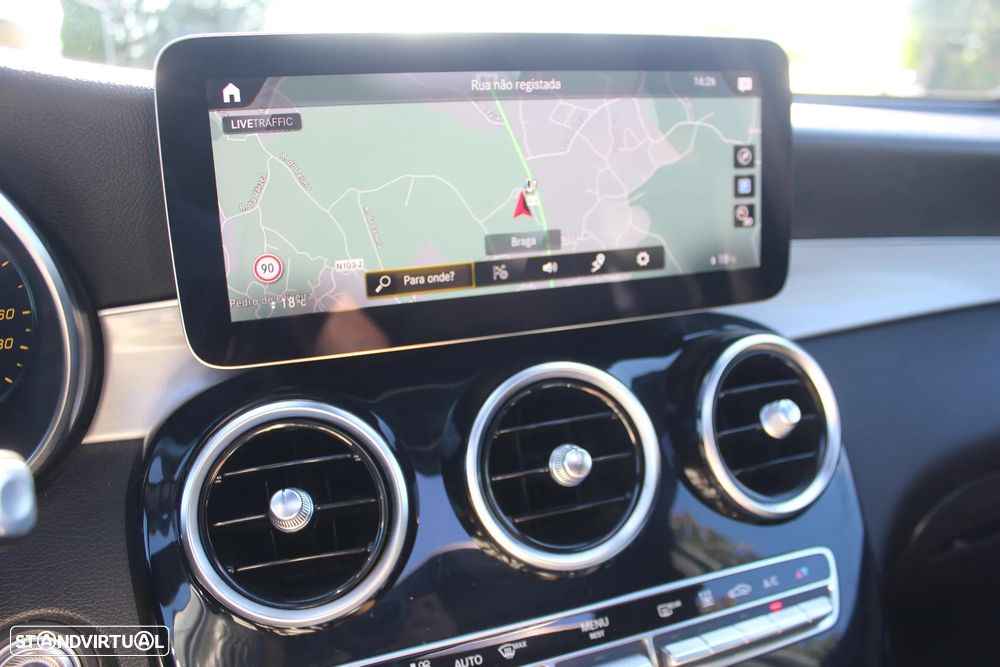 Mercedes-Benz GLC 300 de 4Matic 9G-TRONIC AMG Line - 19