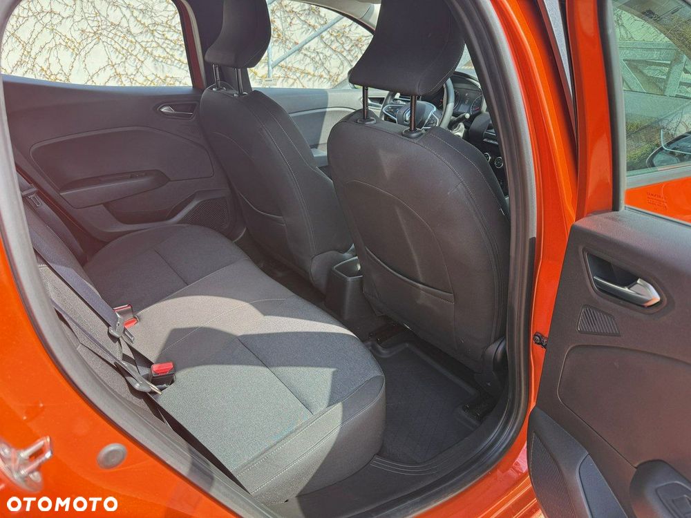 Renault Clio - 10