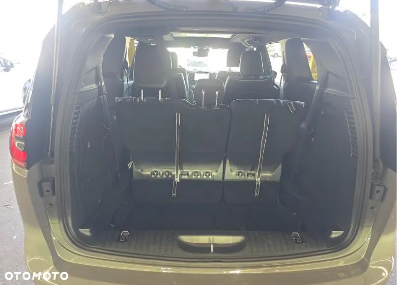 Chrysler Pacifica - 13