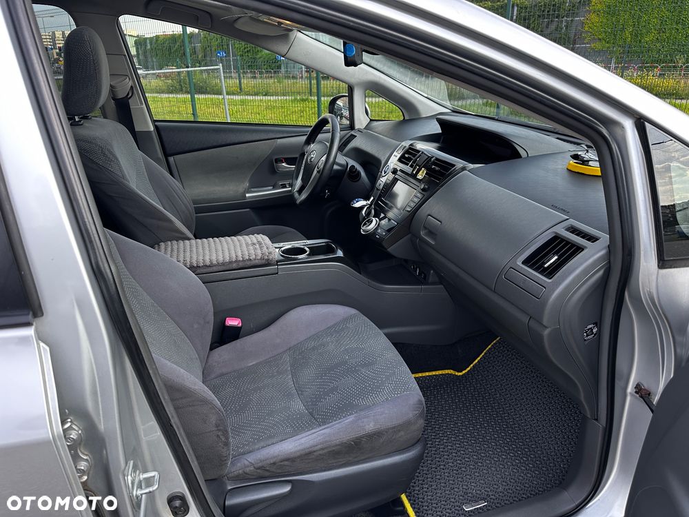 Toyota Prius+ (Hybrid) Comfort - 16
