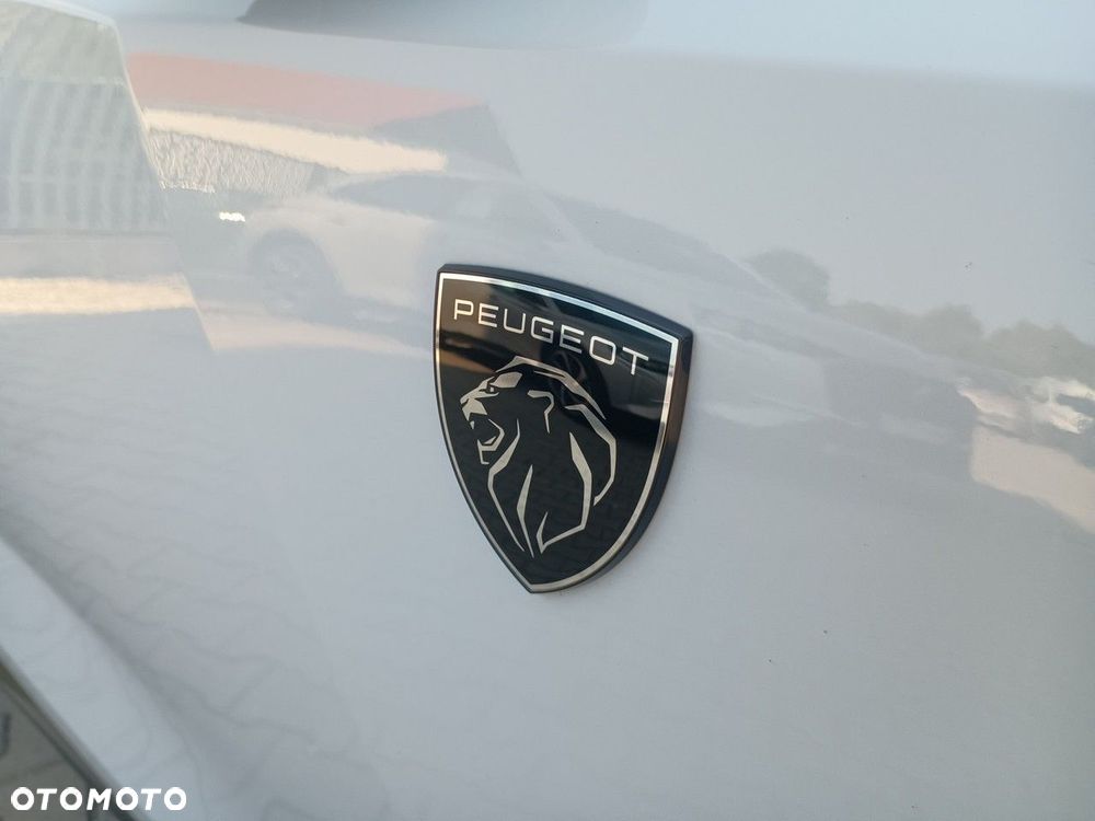 Peugeot 408 1.6 Plug-In Hybrid 225 GT EAT8 - 14