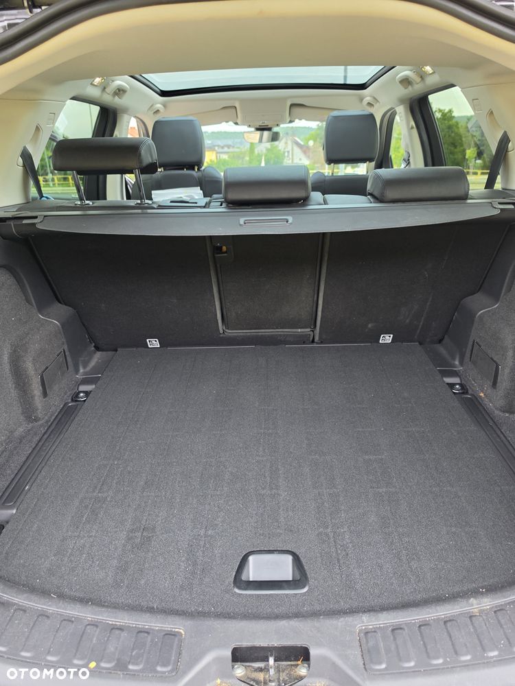 Land Rover Discovery Sport 2.0 P200 mHEV SE - 19