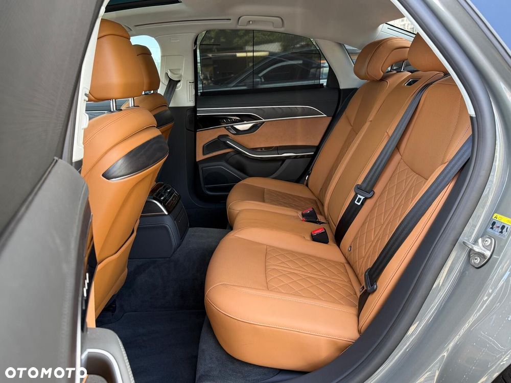 Audi A8 - 23
