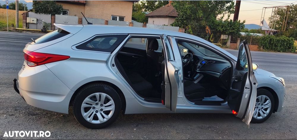 Hyundai i40 i40cw 1.7 CRDi blue Style - 12