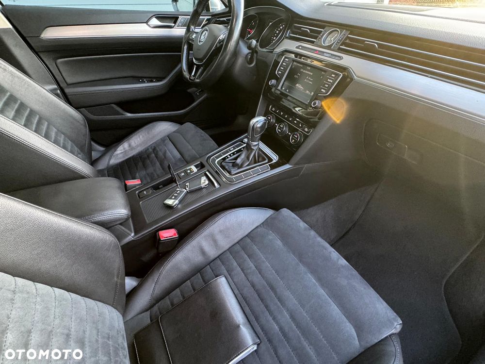 Volkswagen Passat 2.0 TDI BMT Highline DSG - 20