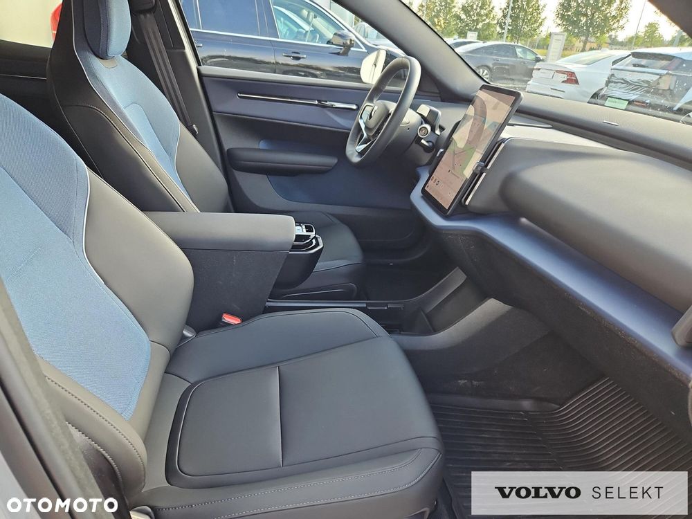 Volvo EX30 69kWh Twin Motor Plus - 12
