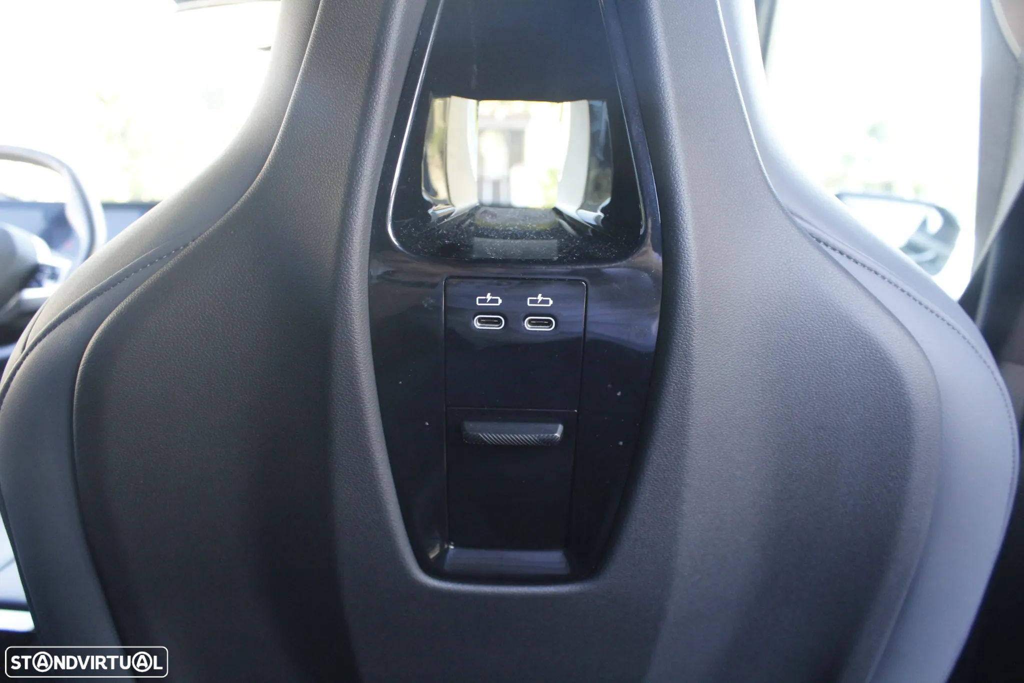 BMW iX xDrive 40 Pack Desportivo - 38