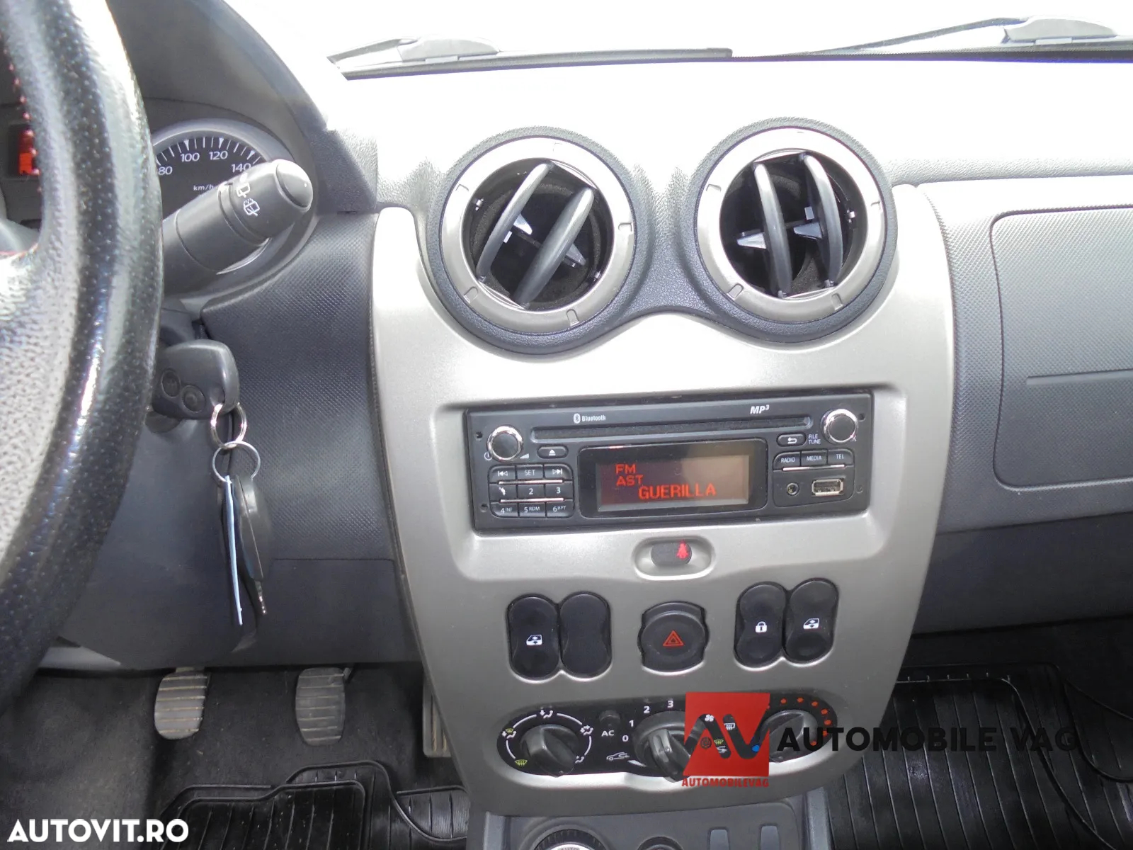 Dacia Duster 1.5 dCi 4x4 Laureate - 21