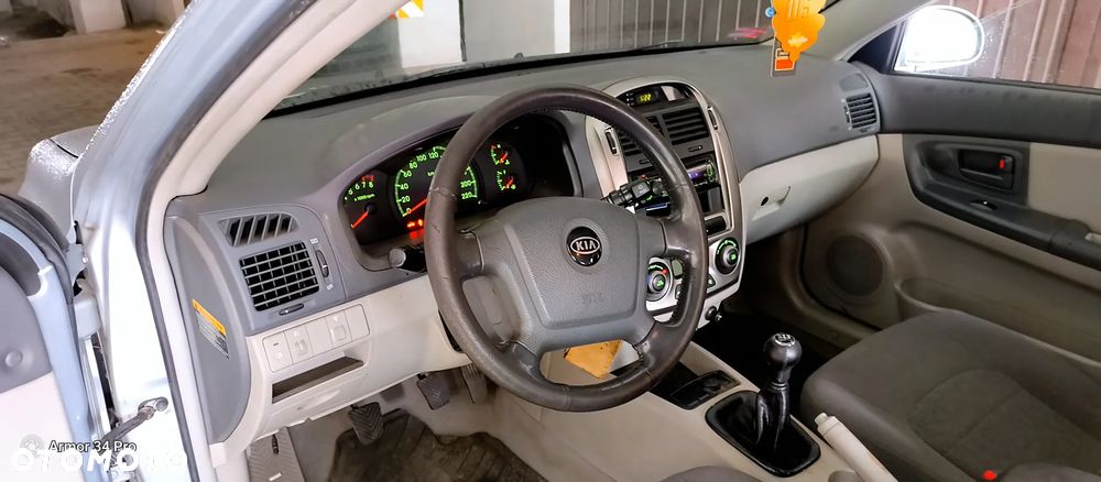 Kia Cerato 1.6 EX - 12