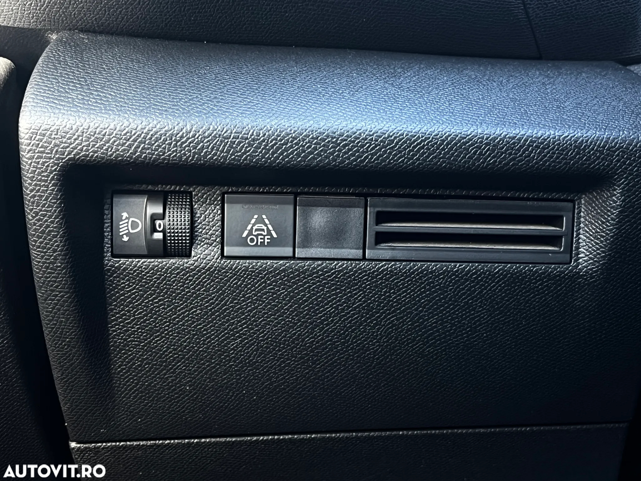 Citroën C4 1.2 PureTech 100 S&S BVM6 Feel - 19