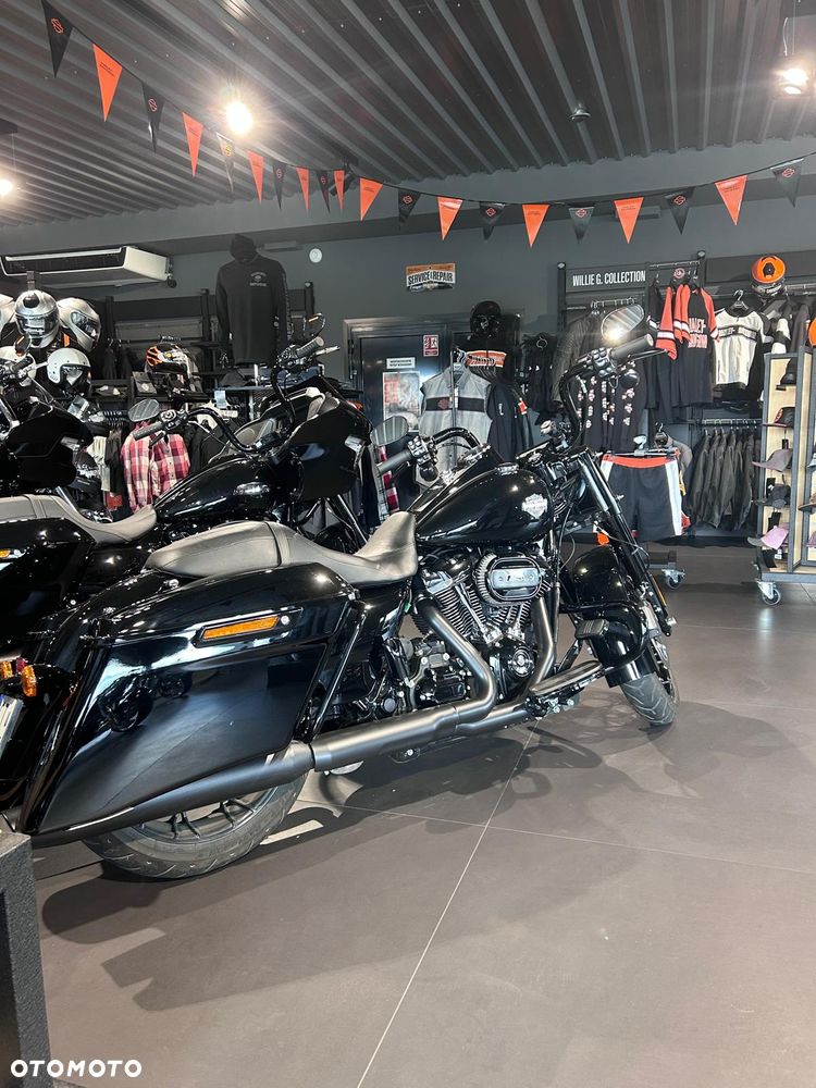 Harley-Davidson Touring Road King - 4