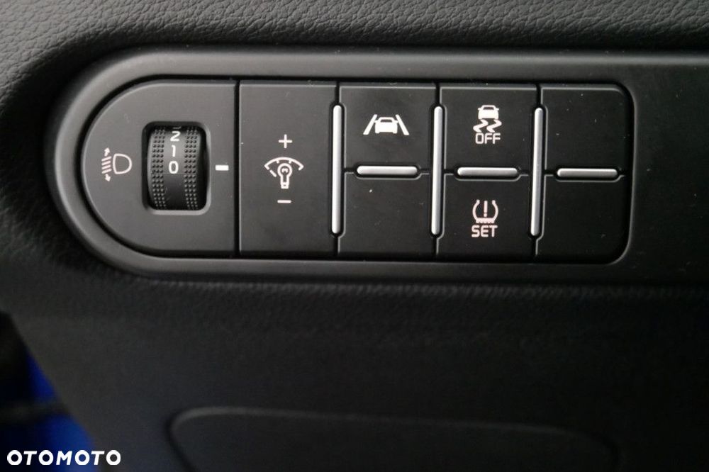 Kia Ceed 1.5 T-GDI M - 23