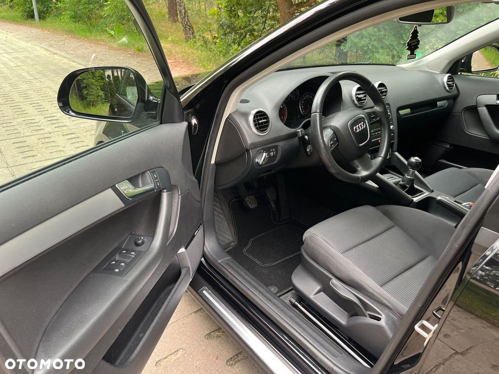 Audi A3 Sportback - 9