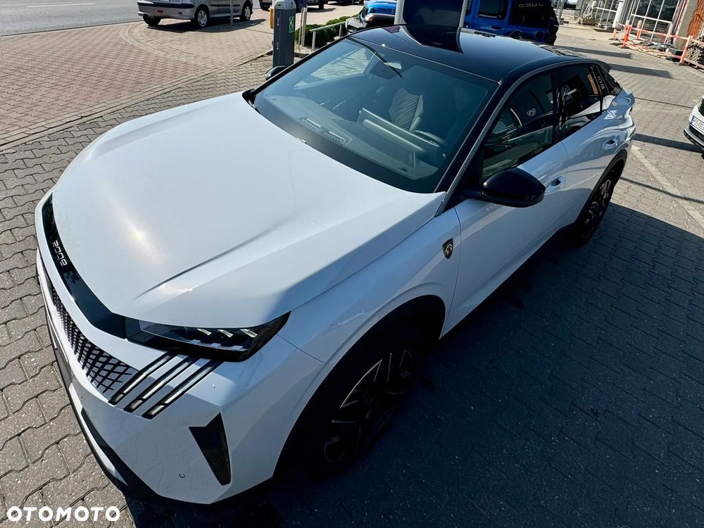 Peugeot 3008 1.6 PureTech Hybrid PHEV Allure Pack S&S EAT8 - 11