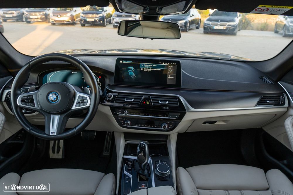 BMW 520 e Pack M - 22