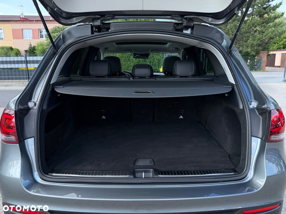 Mercedes-Benz GLC - 36